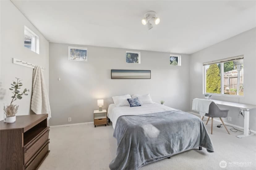Property photo for 1110 S Bennett Street, Seattle photo 17