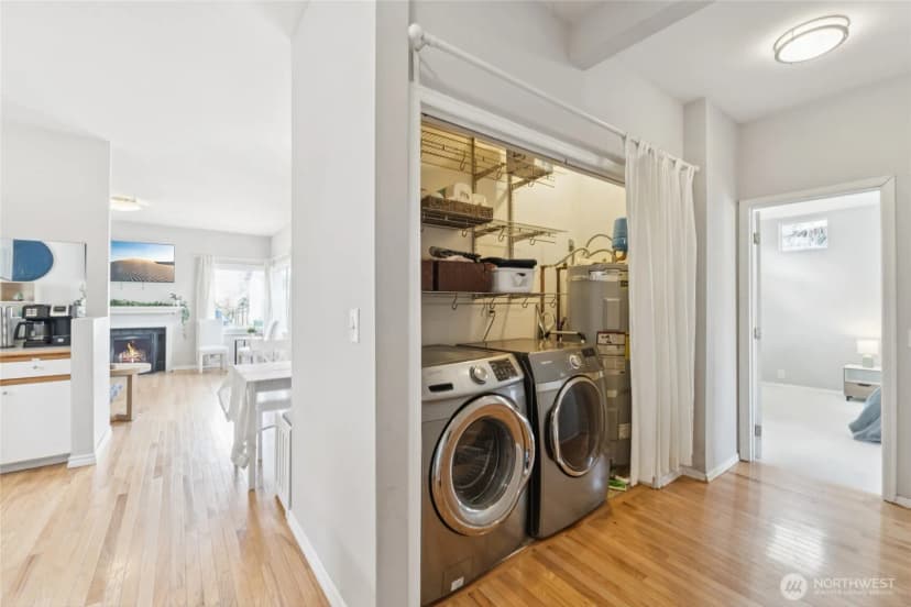 Property photo for 1110 S Bennett Street, Seattle photo 16