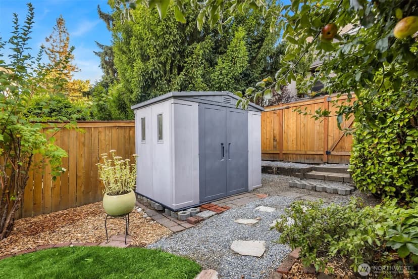 Property photo for 5257 36th Avenue Ne, Seattle photo 29