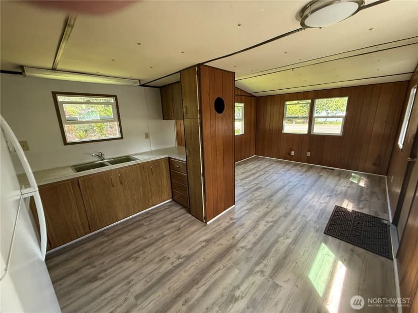 Property photo for 26109 Z Street, Ocean Park photo 8