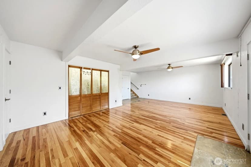 Property photo for 1011 N 28th Place, Renton photo 21