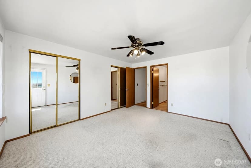 Property photo for 1011 N 28th Place, Renton photo 17
