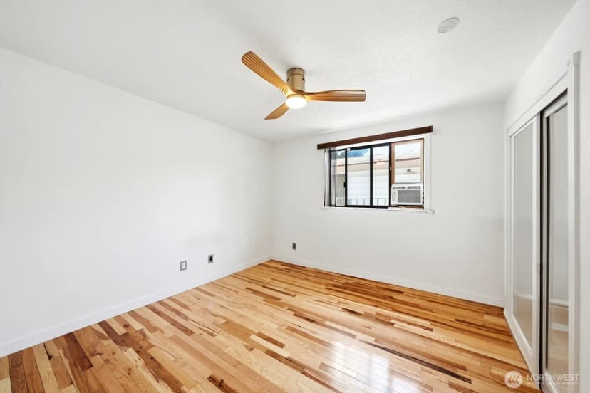 Property photo for 1011 N 28th Place, Renton photo 24