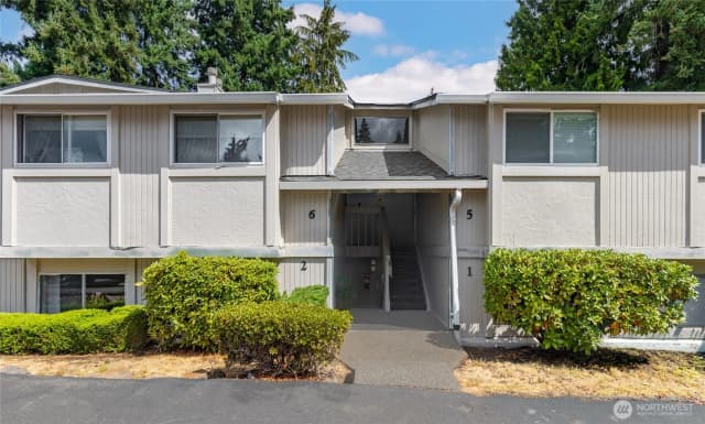 Property photo for 412 S 325th Place #s2, Federal Way photo 4