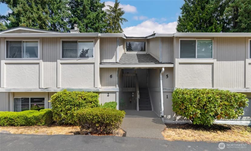 Property photo for 412 S 325th Place #s2, Federal Way photo 4