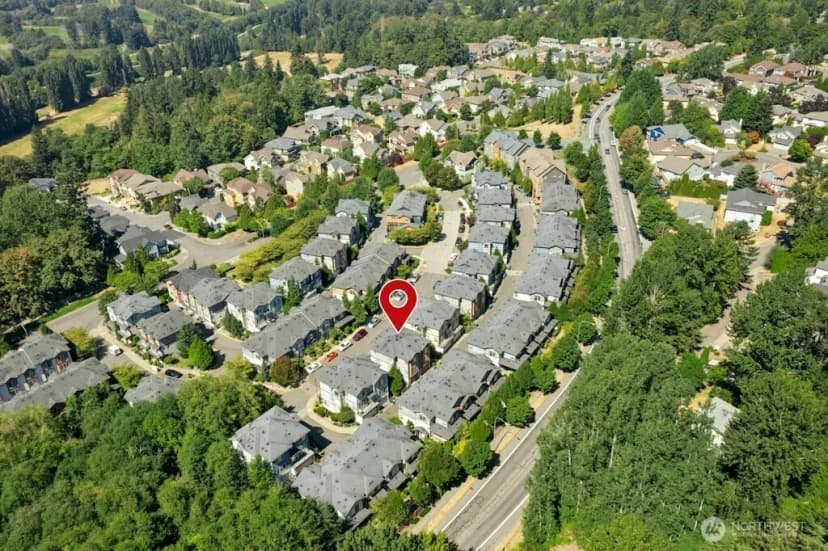 Property photo for 10372 156th Place Ne #101, Redmond photo 11