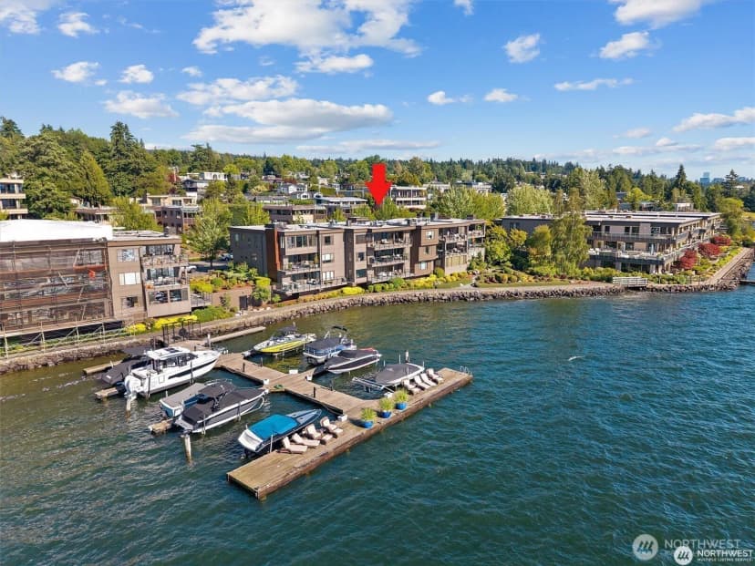 Property photo for 827 Lake Street S #207, Kirkland photo 2