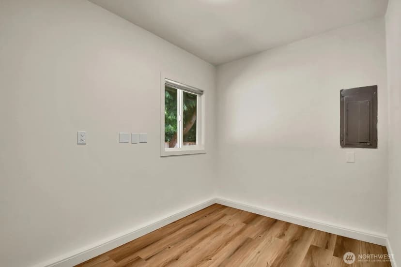 Property photo for 4221 108th Street Se, Everett photo 16