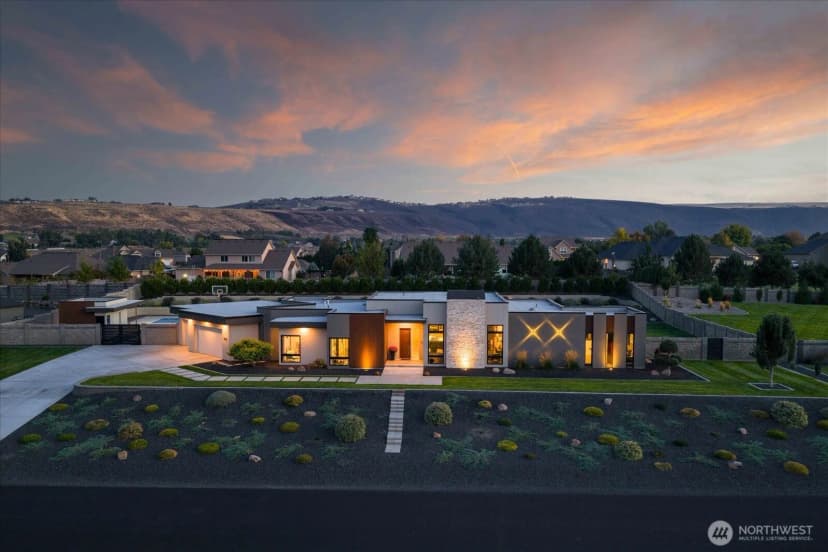 Property photo for 104423 E Addison Avenue, Kennewick