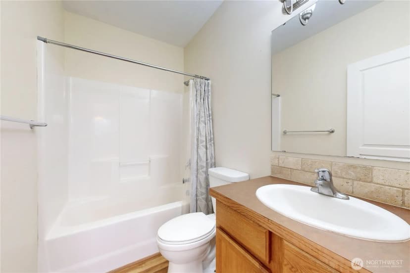 Property photo for 1212 Sw Carver Street, College Place photo 18