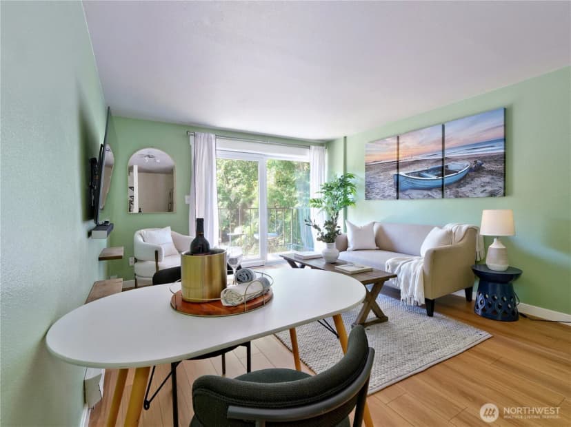 Property photo for 1300 University Street #2a, Seattle photo 6
