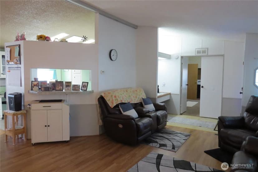 Property photo for 1019 Stanford Drive #20, Cosmopolis photo 12