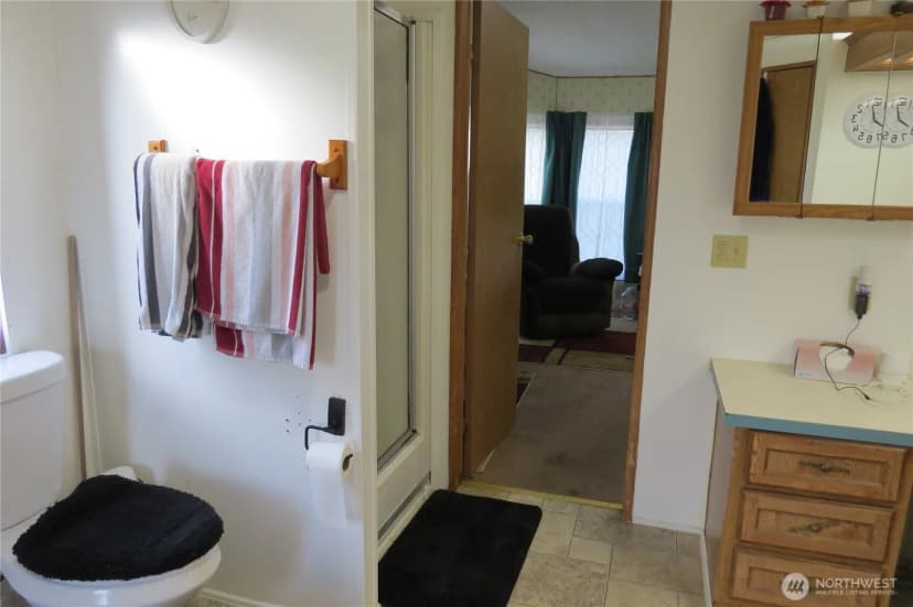 Property photo for 1019 Stanford Drive #20, Cosmopolis photo 23