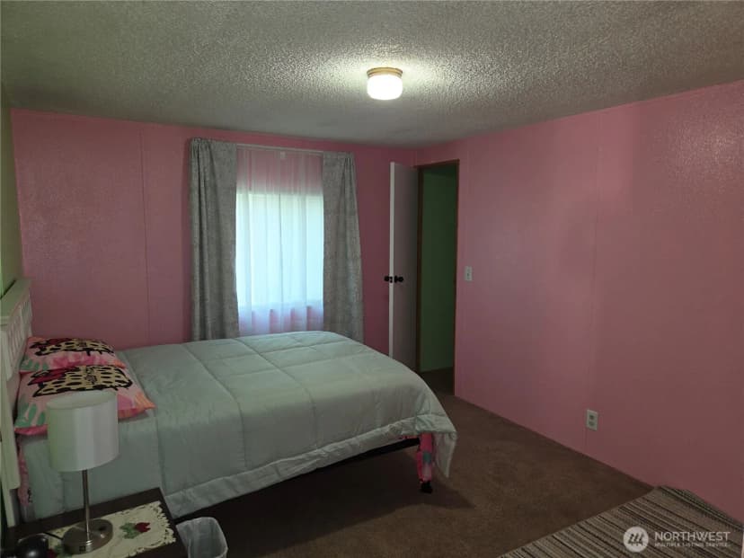 Property photo for 1019 Stanford Drive #20, Cosmopolis photo 24