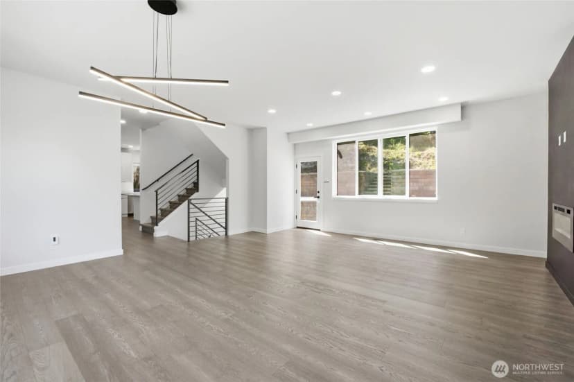 Property photo for 7511 Dumar Way Sw, Seattle photo 13