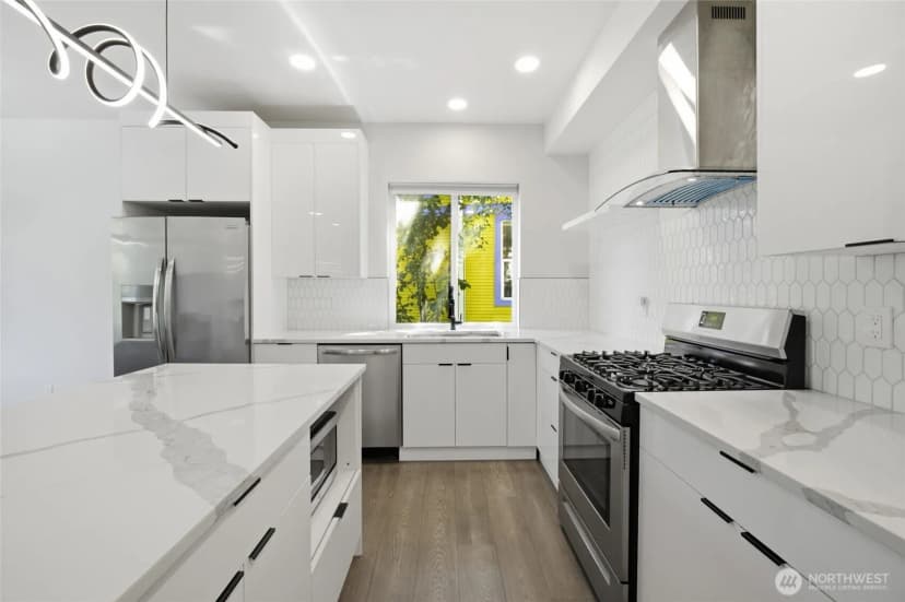 Property photo for 7511 Dumar Way Sw, Seattle photo 19