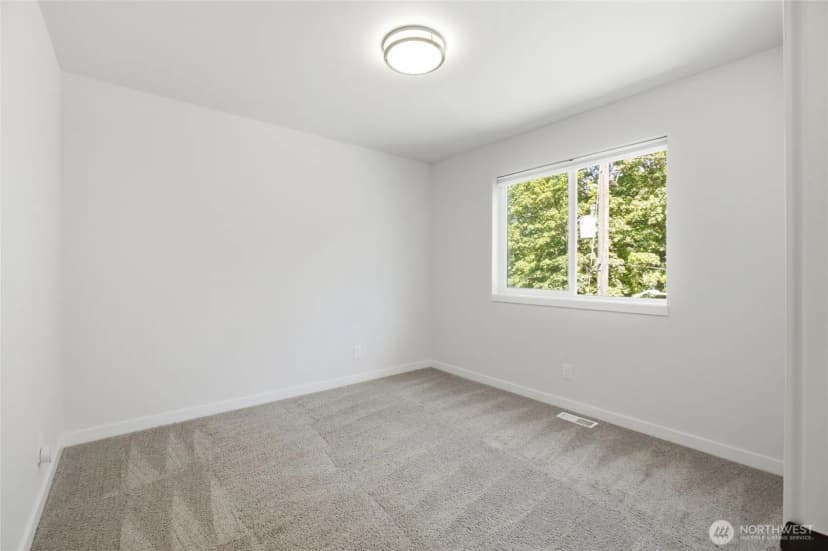 Property photo for 7511 Dumar Way Sw, Seattle photo 32