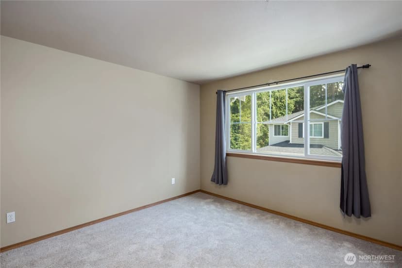 Property photo for 10829 19th Avenue Se #2c, Everett photo 22