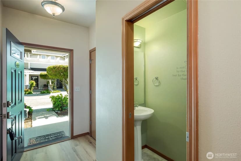Property photo for 10829 19th Avenue Se #2c, Everett photo 6