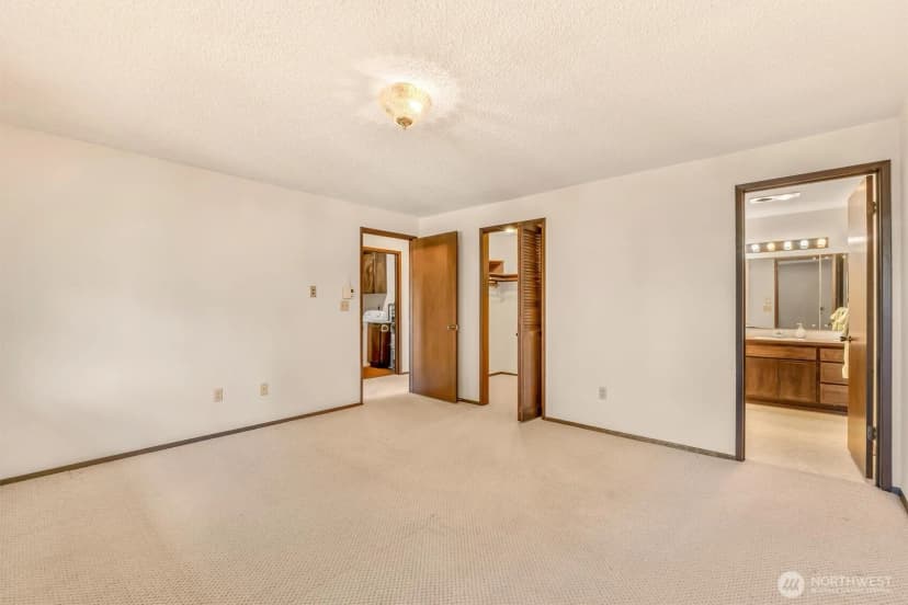 Property photo for 2418 Euclid Avenue #6, Everett photo 19