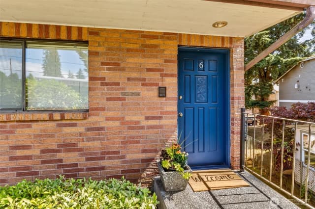 Property photo for 2418 Euclid Avenue #6, Everett photo 4