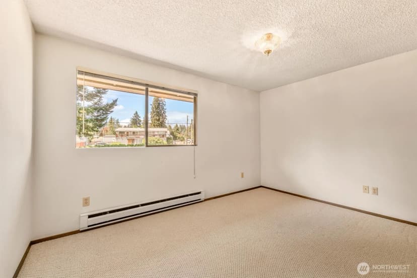 Property photo for 2418 Euclid Avenue #6, Everett photo 22