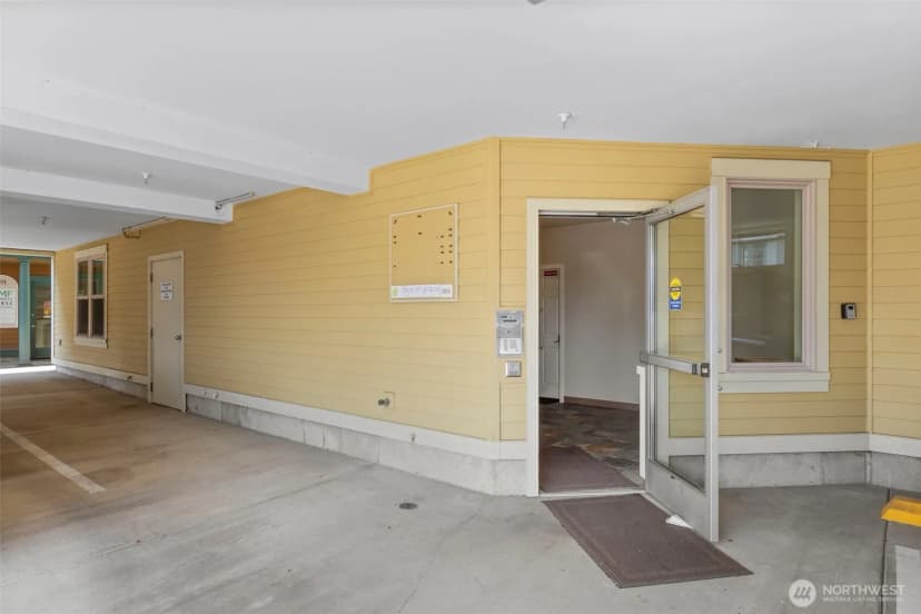 Property photo for 1215 Lawrence Street #101, Port Townsend photo 9