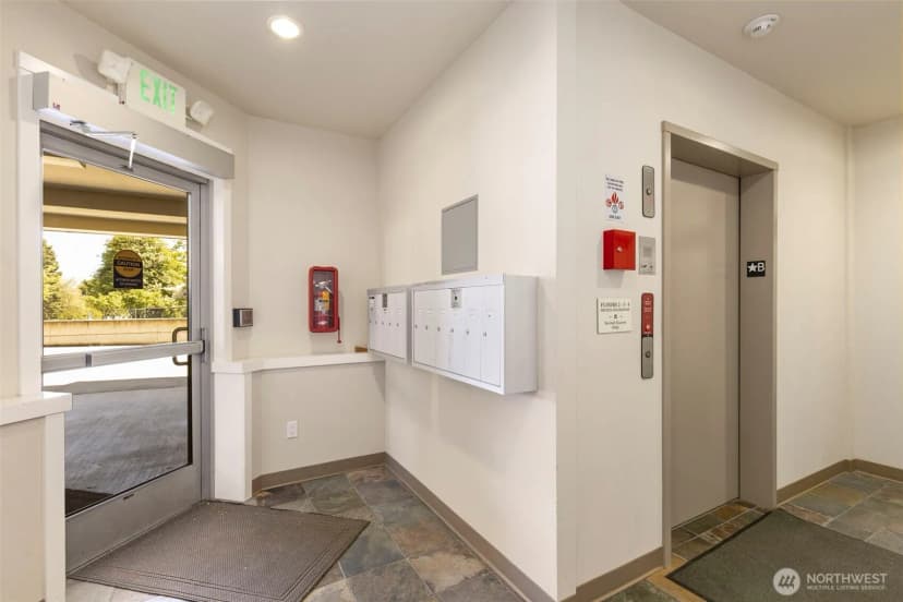 Property photo for 1215 Lawrence Street #101, Port Townsend photo 11