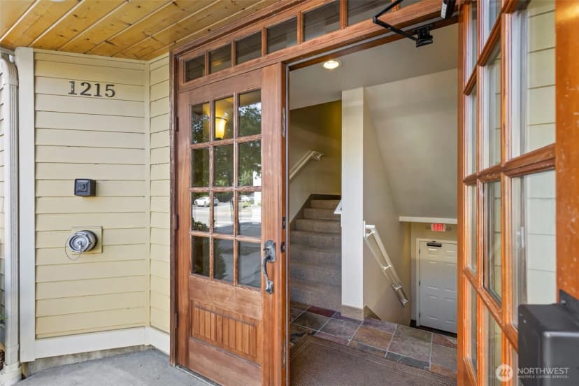 Property photo for 1215 Lawrence Street #101, Port Townsend photo 7