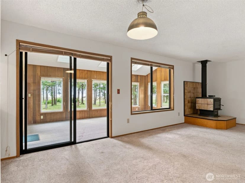 Property photo for 13706 Teal Lane, Long Beach photo 12