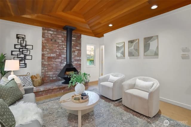 Property photo for 4338 Sw Willow Street, Seattle photo 5