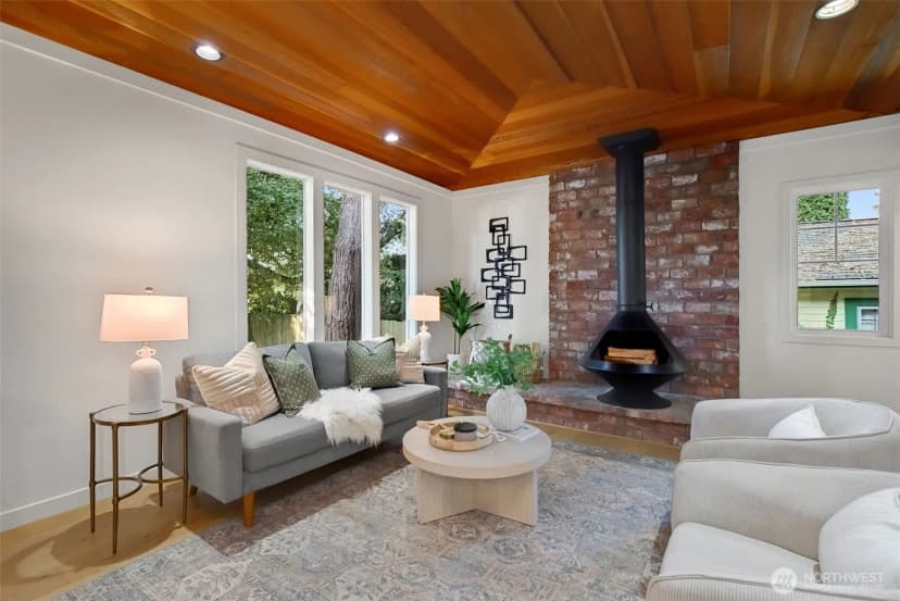 Property photo for 4338 Sw Willow Street, Seattle photo 6
