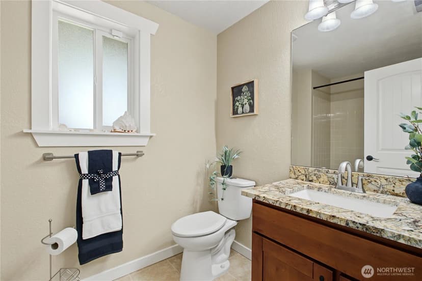 Property photo for 10010 76th Street Sw, Lakewood photo 27