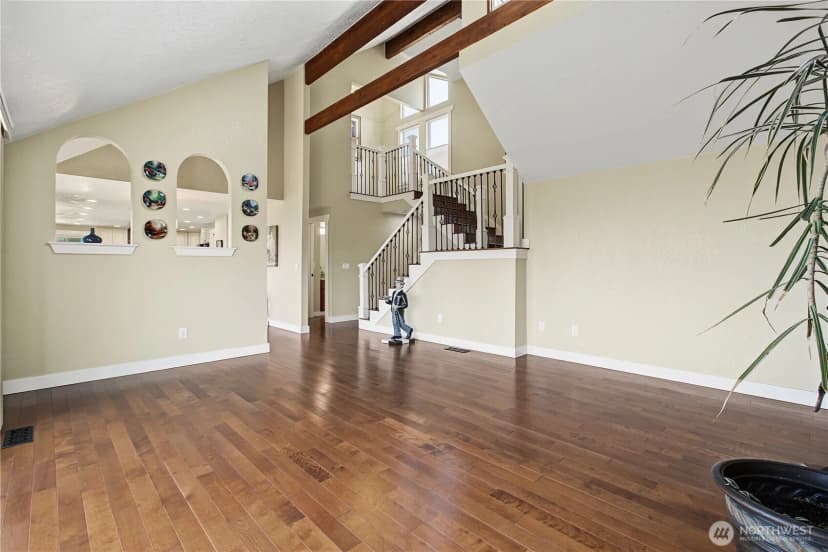 Property photo for 10010 76th Street Sw, Lakewood photo 11