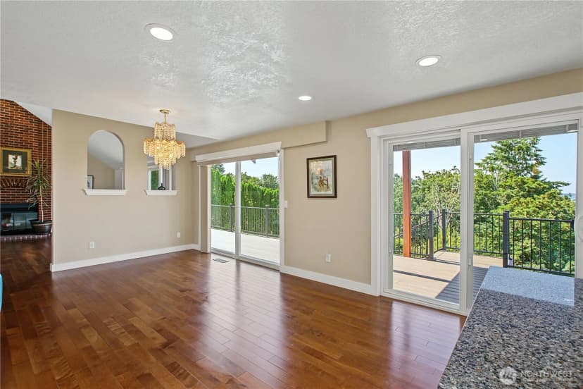 Property photo for 10010 76th Street Sw, Lakewood photo 15