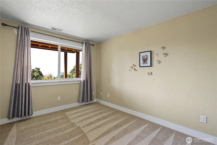 Property photo for 10010 76th Street Sw, Lakewood photo 25
