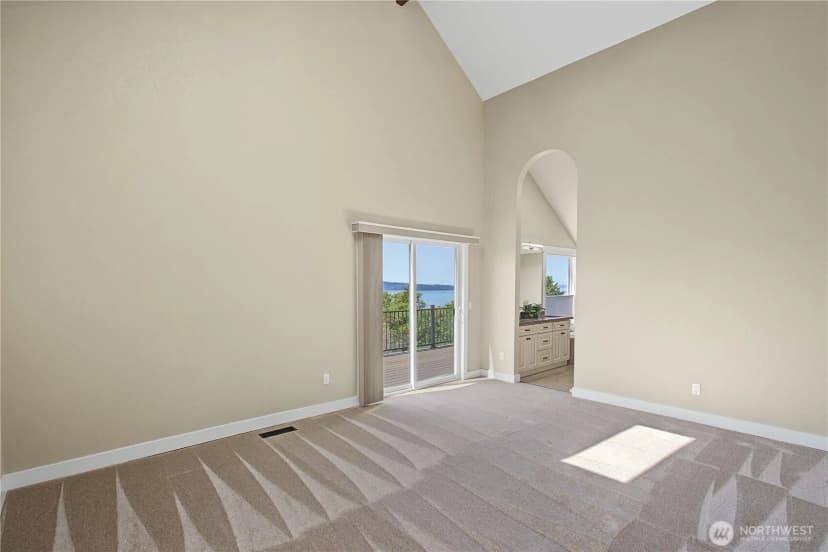 Property photo for 10010 76th Street Sw, Lakewood photo 6