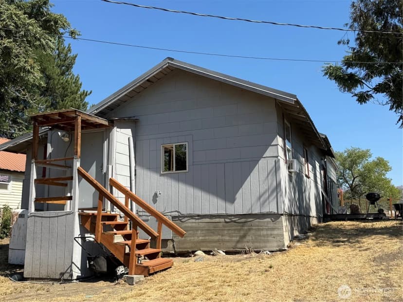 Property photo for 426 Hanford Street, Omak photo 27