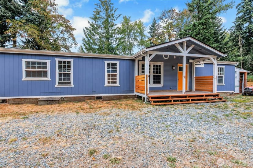 Property photo for 28205 73rd Ave E, Graham photo 2