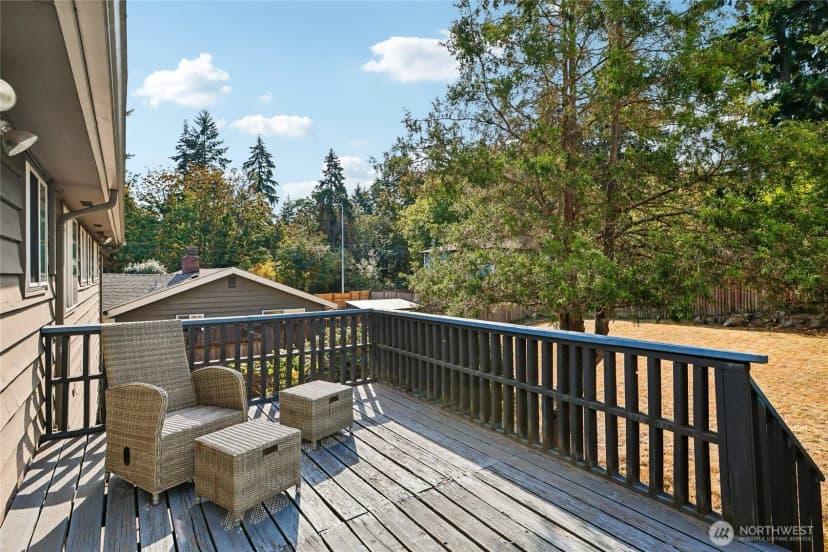 Property photo for 1853 N 200th Street, Shoreline photo 31