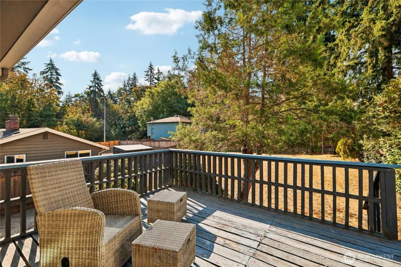 Property photo for 1853 N 200th Street, Shoreline photo 30