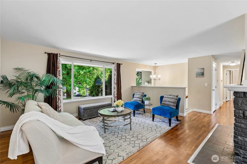 Property photo for 1853 N 200th Street, Shoreline photo 5