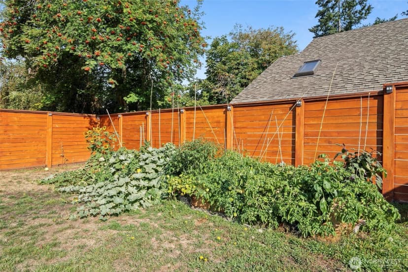 Property photo for 214 Summit Avenue, Fircrest photo 20