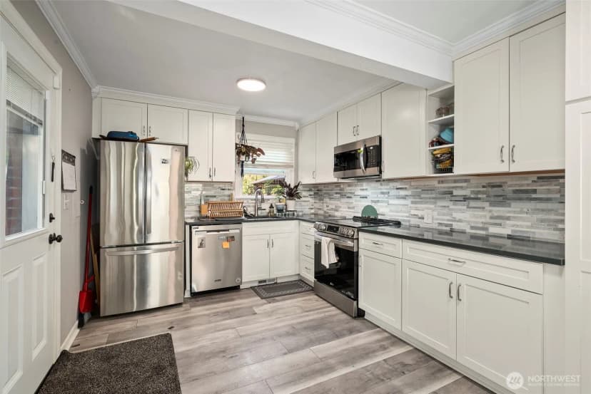 Property photo for 214 Summit Avenue, Fircrest photo 6