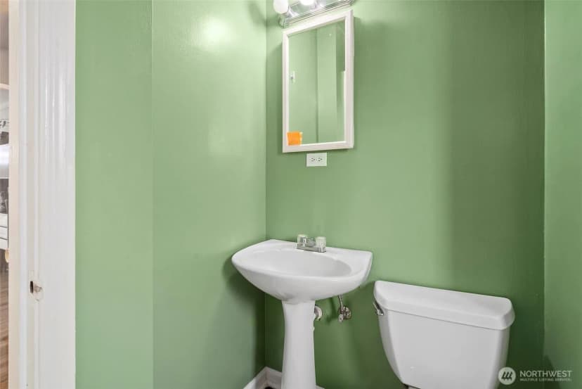 Property photo for 214 Summit Avenue, Fircrest photo 12