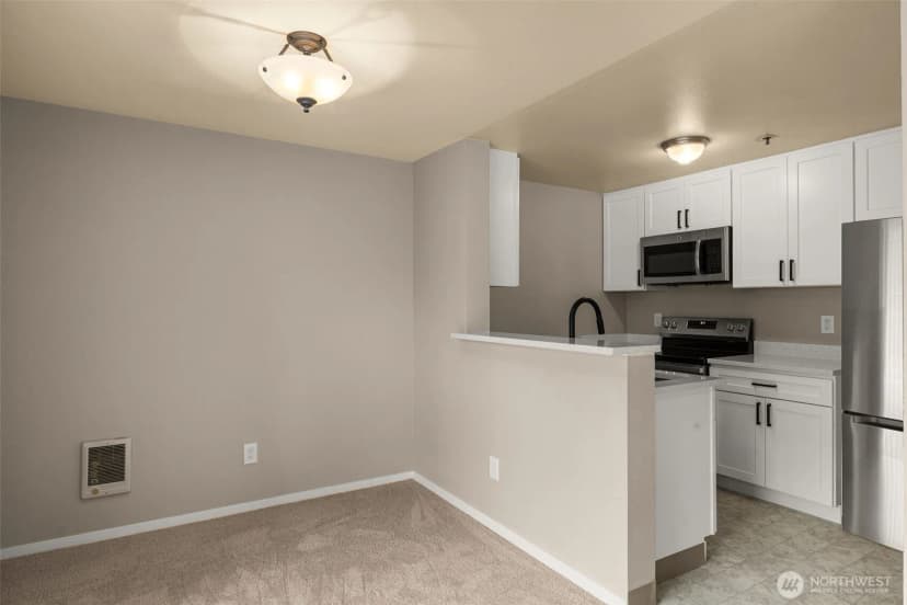 Property photo for 12515 109th Court Ne #b202, Kirkland photo 10