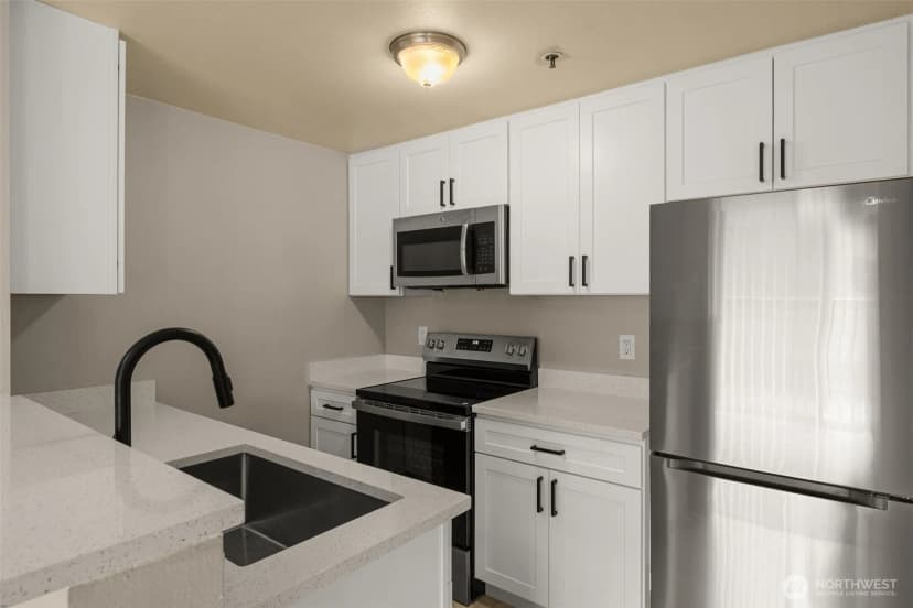 Property photo for 12515 109th Court Ne #b202, Kirkland photo 11