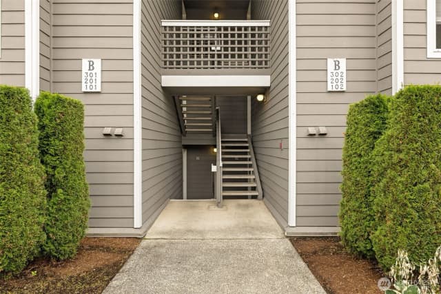 Property photo for 12515 109th Court Ne #b202, Kirkland photo 3