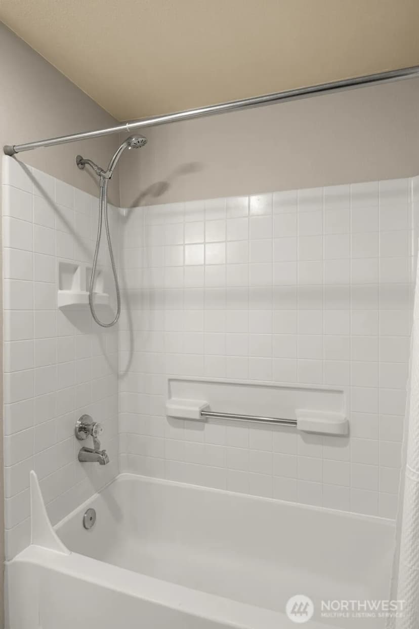 Property photo for 12515 109th Court Ne #b202, Kirkland photo 13