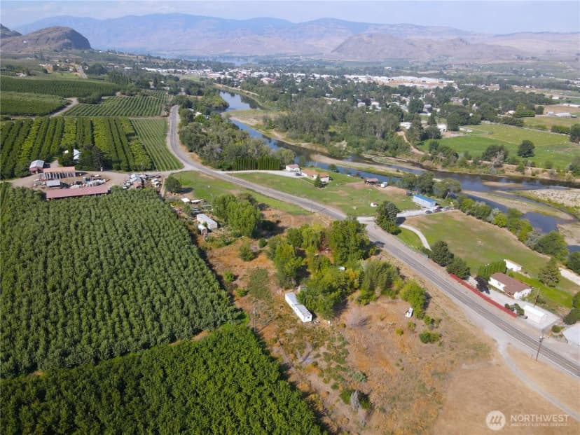 Property photo for 2103 Highway 7, Oroville